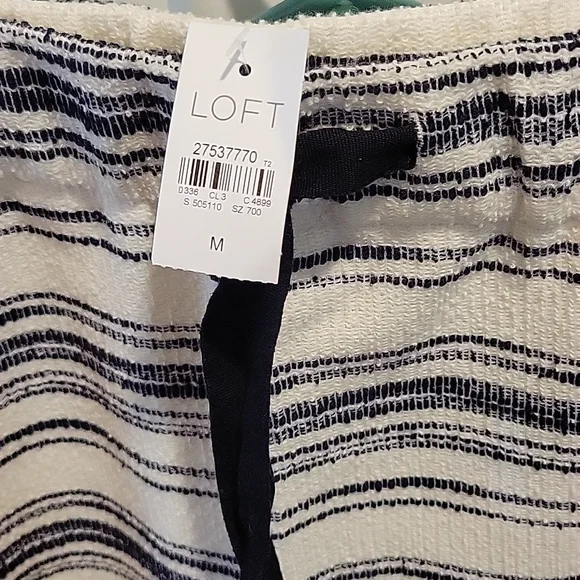 Loft Black/White Skirt - Picture 2 of 2
